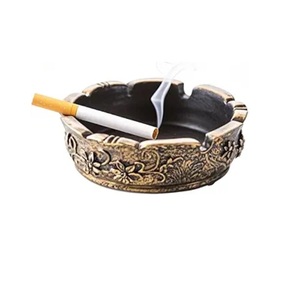 ที่เขี่ยบุหรี่แบบชิ้นเดียว รุ่น Stinky Cigar ทนทาน ทำจากสแตนเลส ไม่เป็นสนิม ดีไซน์ไม่แตกหัก กันลม ช่องใส่บุหรี่แบบลึก - Product Image 6