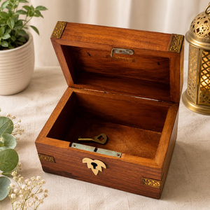 Caja de Ahorros de Madera Hecha a Mano con Cerradura de Llave y Ranura para Monedas de Latón, Caja de Colección para Caridad, Iglesias, Escuelas, Decoración de Oficina - Product Image 4