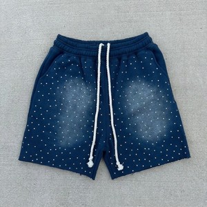 Shorts de survêtement pour hommes en gros, ornés de strass scintillants, coupe oversize, avec cordon de serrage, style streetwear décontracté, bas de tenue mode estivale - Product Image 1