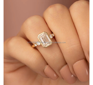 Anillo de compromiso/boda unisex de oro blanco de 14k con diamante tallado en laboratorio IGI, engaste de bisel hecho a mano, regalo de aniversario para fiesta - Product Image 3