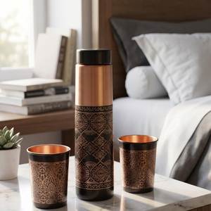 Ensemble de bouteilles d'eau en cuivre pur de style bohème moderne avec deux tasses, vaisselle portable pour les voyages - Product Image 5