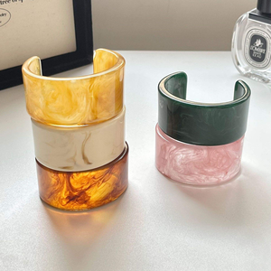 Bracelet ouvert géométrique en résine acrylique transparente, manchette large en acétate pour étudiants, bijoux de mode, artisanat en résine - Product Image 2