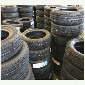 Neumáticos Radiales Sin Cámara Usados en Buen Estado 235/55ZR17 con 2 Años de Garantía para Reemplazo/Reparación de Neumáticos Desgastados/Rompenudos/Chatarra - Product Image 1