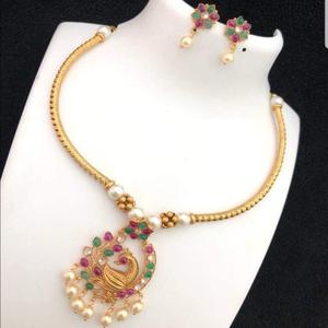 Matte Floral Style Necklace Set-Fashion Jewelry - Product Image 1