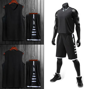 Ensembles de maillots et shorts de basketball personnalisables - Uniforme d'été respirant avec logo personnalisé, couleurs et tailles personnalisées, anti-transpiration - Product Image 4