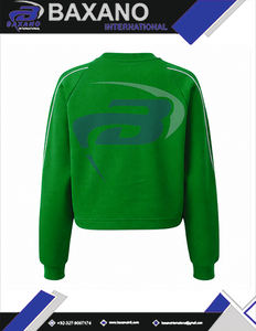 Sudadera Corta Verde y Blanca de la Hermandad Iota Phi Lambda con Bordado Blanco y Diseño de Ribete IPL, Ropa Universitaria - Product Image 6