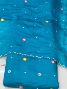 ผ้าปักลายชานเดรีสุดหรู สำหรับชุดฤดูหนาวแบบดั้งเดิม ชุดชาติพันธุ์สำหรับผู้หญิง ออกแบบโดยดีไซเนอร์ เหมาะสำหรับงานปาร์ตี้และงานแต่งงาน ยืดหยุ่นได้ ไม่ยับง่าย - Product Image 5