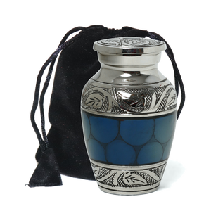 Petites urnes commémoratives en laiton bleu nuage pour cendres humaines |   Mini-cercueil pour cendres funéraires, pour lieux sacrés - Product Image 1