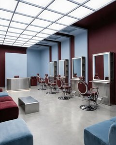 Muebles de Salón Industriales Modernos, Silla de Barbería Profesional con Soporte para Espejo y Base de Aluminio para Salones de Belleza - Product Image 1
