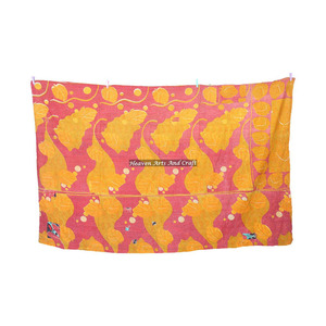 Kantha <b>Quilts</b> / Vintage Kantha Throw Blanket Wholesale Indian Reversible Hand Stitched Heavy Throw Old Sari Blanket Patch Work - Product Image 1