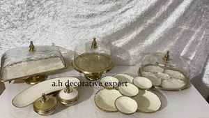 Plato de Servir Dividido con Diseño de Estrella y Luna, Hecho a Mano, Ecológico, Reciclable, Esmalte Crema Texturizado, Borde Dorado Decorativo - Product Image 6