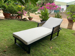 Chaise longue de luxe moderne en bois d'acacia et rotin, de haute qualité, pour un mobilier de jardin de style contemporain, directement de l'usine au Vietnam - Product Image 3