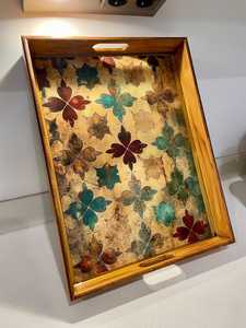 Plateau de service décoratif en bois, motif floral imprimé, base élégante, plateau rectangulaire pour le thé et le café, décoration élégante pour la maison - Product Image 6