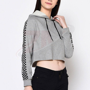 Hoodie court gris au design tendance, 100% coton molletonné, coupe décontractée, grandes tailles, pour femme, style minimaliste et décontracté. - Product Image 2