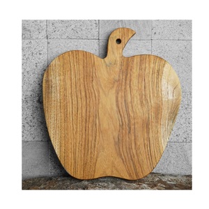 Tabla de Cortar Rectangular de Madera de Olivo con Asa y Orificio para Colgar, No Tóxica, Duradera, Apta para Lavavajillas, Tabla para Servir - Product Image 1