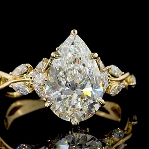 Anillo de compromiso de moissanita en forma de lágrima de 2 quilates con piedra lateral marquesa certificada por IGI, banda retorcida chapada en oro de 14 quilates, anillo de boda. - Product Image 3