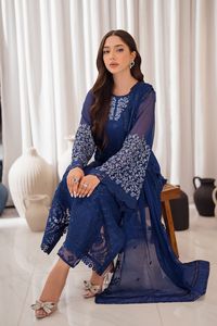Robes de soirée pakistanaises brodées de qualité supérieure, couleurs et tailles personnalisées, pour les célébrations de mariage. - Product Image 3