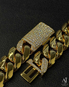 สร้อยคอทองชุบ AARVA JEWELS สไตล์ฮิปฮอปแบบคิวบันลิงค์ ประดับเพชรโมอิสซาไนต์ สำหรับงานหมั้น ดีไซน์หนาแบบไมอามี่ พร้อมจี้ล็อคแบบไมโครอินเซิร์ต - Product Image 2