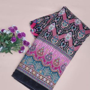 Tela Crepé Ligera con Patrón Floral Negro Medianoche, 54 Pulgadas, Bordado Elaborado, Material de Borde Daman para Kurtis y Túnicas - Product Image 3