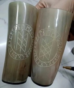 Corne polie naturelle de boeuf/vache personnalisée de haute qualité Viking pour boire de la bière Logo Koi fabriqué pour les fêtes - Product Image 6