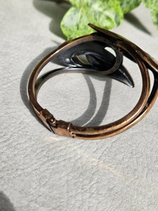 Brazalete Abierto de Cobre Grabado Texturizado, Hecho a Mano, Personalizado, Joyería Energética de Bienestar Terapéutico para Navidad - Product Image 4