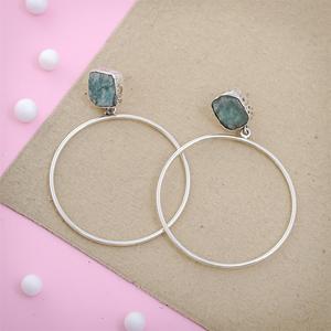 Pendientes de Aro de Plata con Aguamarina Natural en Bruto, Piedra Genuina Azul Verde, Joyería Minimalista para Mujer - Product Image 2