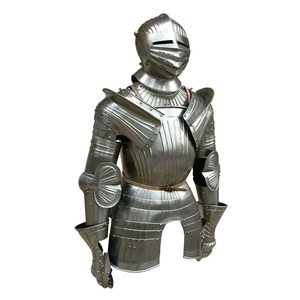 Réplica de Armadura Medieval Histórica Diseñada para Cosplay, Reenactaciones, Exposiciones y Eventos de Representación Escénica - Product Image 6