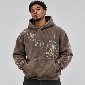 Sudadera con capucha bordada para hombre que ofrece una sensación acogedora, un aspecto moderno y costuras refinadas, perfecta para atuendos informales, fines de semana y uso al aire libre. - Product Image 1