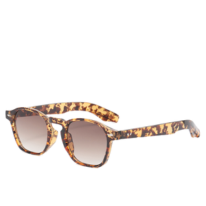 Lunettes de soleil unisexes tendance UV400 ovales à monture intégrale - Légères et durables pour les activités de plein air - Product Image 1