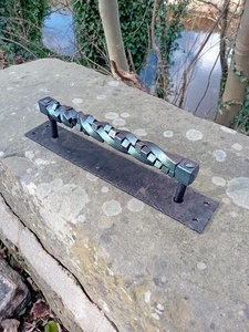 Poignée de portail en fer forgé ; résistante à la rouille, facile à installer, avec un design à barre torsadée ; idéale comme accessoire de portail. - Product Image 3
