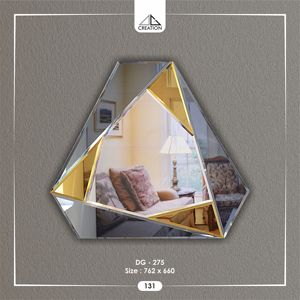 Espejo veneciano de diseño elegante y minimalista, adecuado para varias habitaciones en el hogar, incluyendo baños, de montaje en pared. - Product Image 4