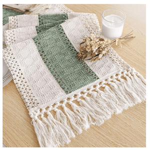 Runner da Tavolo Verde Salvia 72 Pollici con Nappe, Decorazione Boho per Pasqua, Copritavolo Rustico in Macramè Stile Fattoria, Aggiunta Sorprendente al Tuo Arredamento - Product Image 1