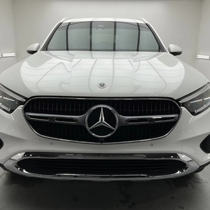 Mercedes-Benz GLC 300 AWD de Lujo, Usado - Product Image 1