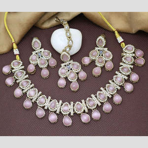 ชุดเครื่องประดับคริสตัลชุบทองสร้อยคอขนาด10581419มล. - Product Image 1
