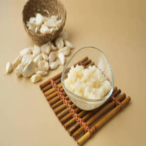 Pâte d'ail fraîchement récoltée d'Inde pour les importateurs alimentaires mondiaux et les acheteurs commerciaux à la recherche d'ingrédients culinaires polyvalents - Product Image 3