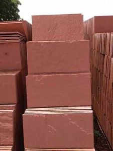 Pierre de pavage extérieure en grès rouge indien naturel Mandana de qualité supérieure avec un design moderne et une option de découpe sur mesure - Product Image 1