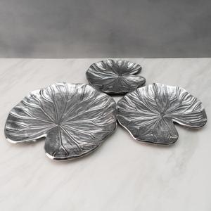 Juegos de bandejas para servir hechas a mano, suministros para eventos, bandejas y platos de metal de forma cuadrada, tamaño pequeño, mediano y grande, bandejas decorativas, lo último en bandejas. - Product Image 4