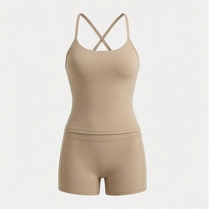 Conjunto deportivo de dos piezas ligero para mujer, sujetador deportivo, conjunto de gimnasio, top de yoga de talla grande y traje para entrenamiento atlético y ropa deportiva. - Product Image 1