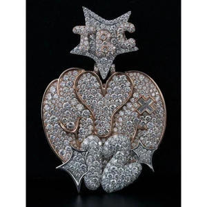 จี้รูปหัวใจประดับเพชรแบบ Iced Out พร้อมเครื่องประดับสไตล์สตรีทแวร์ดีไซน์เนอร์และเคลือบเงิน - Product Image 1