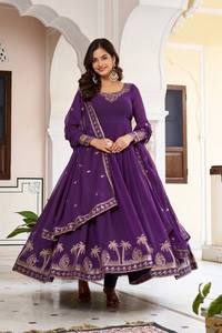 Robe de soirée Royal Spark avec dupatta, ensemble robe élégante brodée, robe scintillante, dupatta assortie, ensemble ethnique 3 pièces - Product Image 2