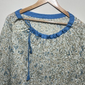 กระโปรงผ้าฝ้าย 100% สีเขียวสำหรับผู้หญิงคุณภาพสูง ดีไซน์หรูหราสำหรับฤดูร้อน – กระโปรงผ้าพิมพ์ลายดอกไม้แบบแฮนด์บล็อกสไตล์ลำลอง - Product Image 2