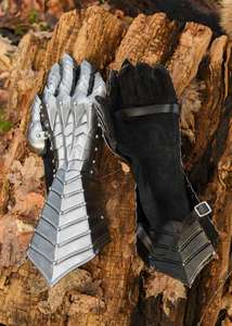 Artisan Crafted Plate <b>Gloves</b> with Decorative Metalwork for Interior Styling Display Areas Costume Functions & Collection Purpose - Product Image 3