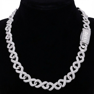 Collier chaîne à maillons Infinity personnalisé en argent massif 925 avec diamants de laboratoire, style statement, bijoux hip-hop - Product Image 1
