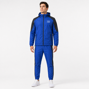 Conjunto Deportivo Personalizado de Fábrica con Logotipo Impreso, Chaqueta con Capucha Cortavientos y Pantalones Deportivos Unisex con Cintura Elástica, Material Softshell - Product Image 3