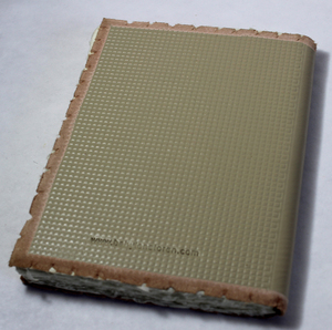 Journal en cuir de chèvre TC avec couverture en papier recyclé fait main, reliure rigide vintage, design gaufré - Product Image 6