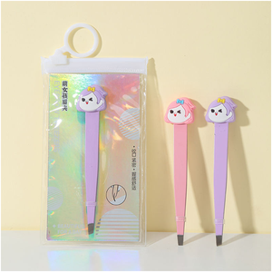 แหนบถอนคิ้วทำมือปลายเอียงทำด้วยมือทำจากสแตนเลสเป็นมิตรกับสิ่งแวดล้อมและทนทานนำมาใช้ใหม่ได้ในรูปทรงตุ๊กตาที่มีสีสัน - Product Image 1