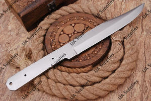 Cuchillo Bowie de Hoja Fija Hecho a Mano con Acero al Carbono Pulido para Caza y Uso General, ODM/OBM, para Bricolaje, Camping, Uso Industrial y al Aire Libre - Product Image 4