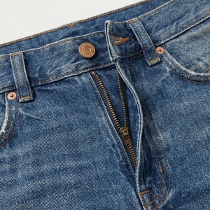 Shorts en jean pour femmes, tendance, sexy, couleur personnalisée, en coton denim, style décontracté streetwear, pour un look estival stylé et branché - Product Image 4