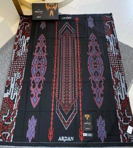Sarong Ardan Brilliant, Pareo Elegante y Transpirable de Rayón para Hombre, Lungi Futa para Bodas y Ocasiones Religiosas - Product Image 1