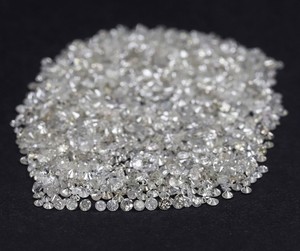 Diamante Redondo Suelto Cultivado en Laboratorio HPHT 0.004CT por Pieza 0.9MM Tamizado +000-00 No Certificado Proveedor Mayorista B2B - Product Image 1